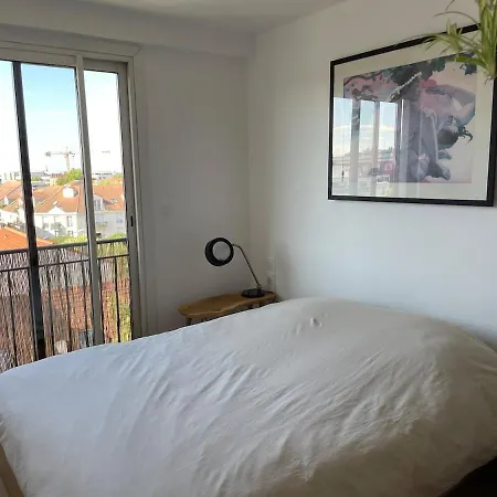 Apartament Lovely Next To Paris Pantin